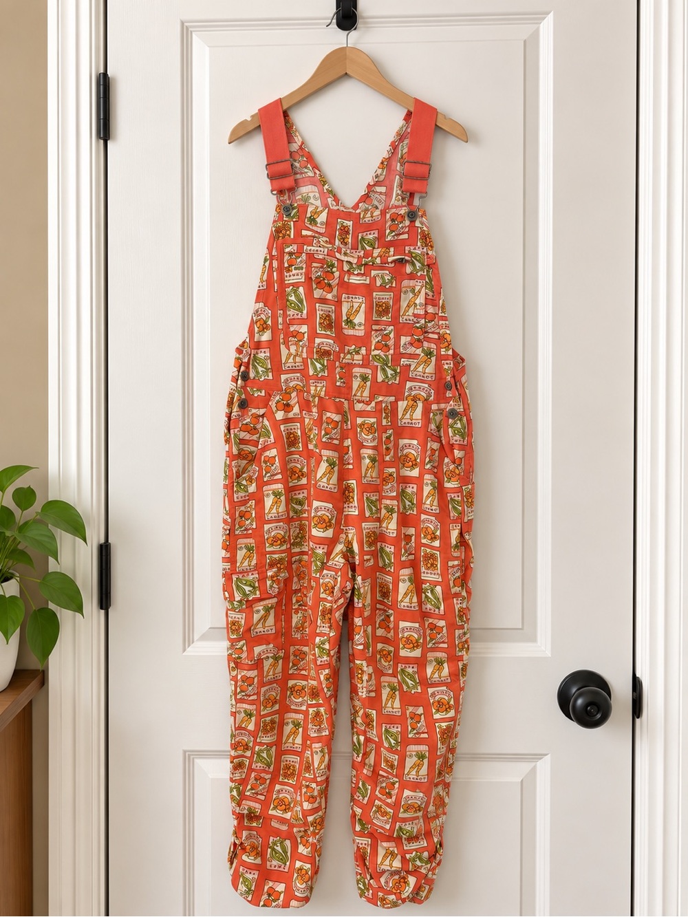 Duluth Trading Co Coral Patterned Women’s Overalls